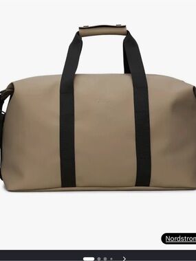 Rains Hilo Duffel Bag in Taupe with Black Straps